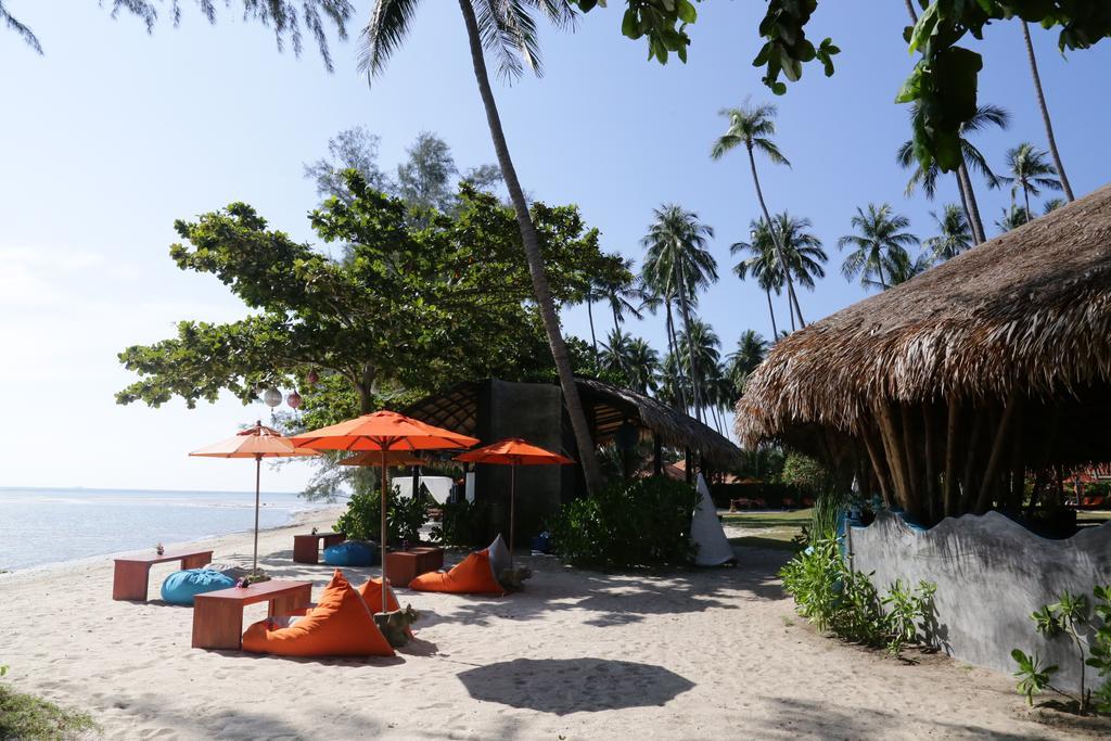 Viva Vacation Resort Lipa Noi Exterior foto